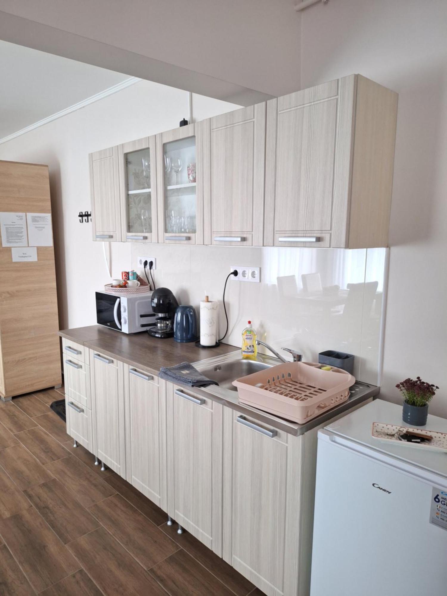 Varfal Apartman Егер Екстериор снимка