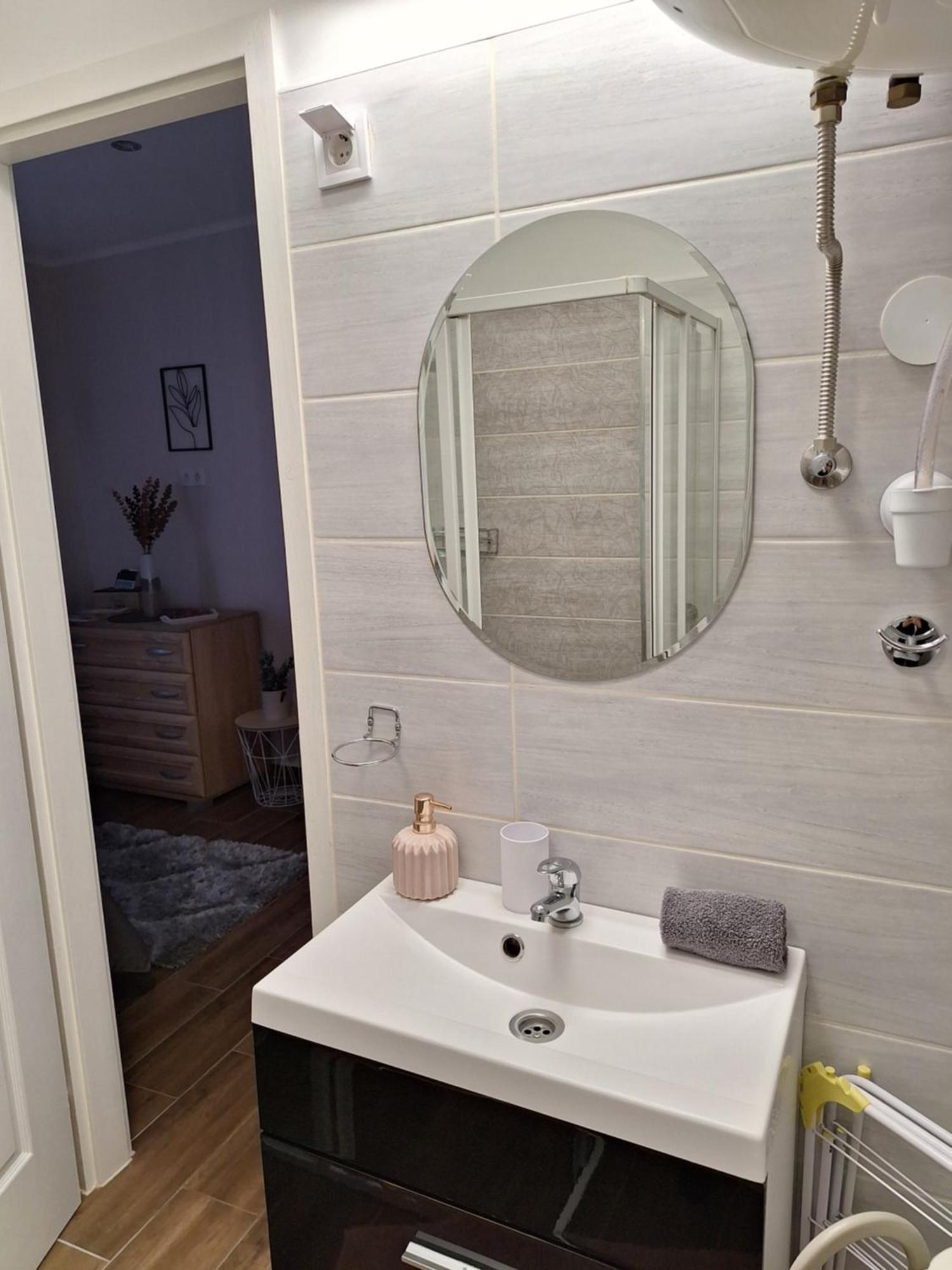 Varfal Apartman Егер Стая снимка