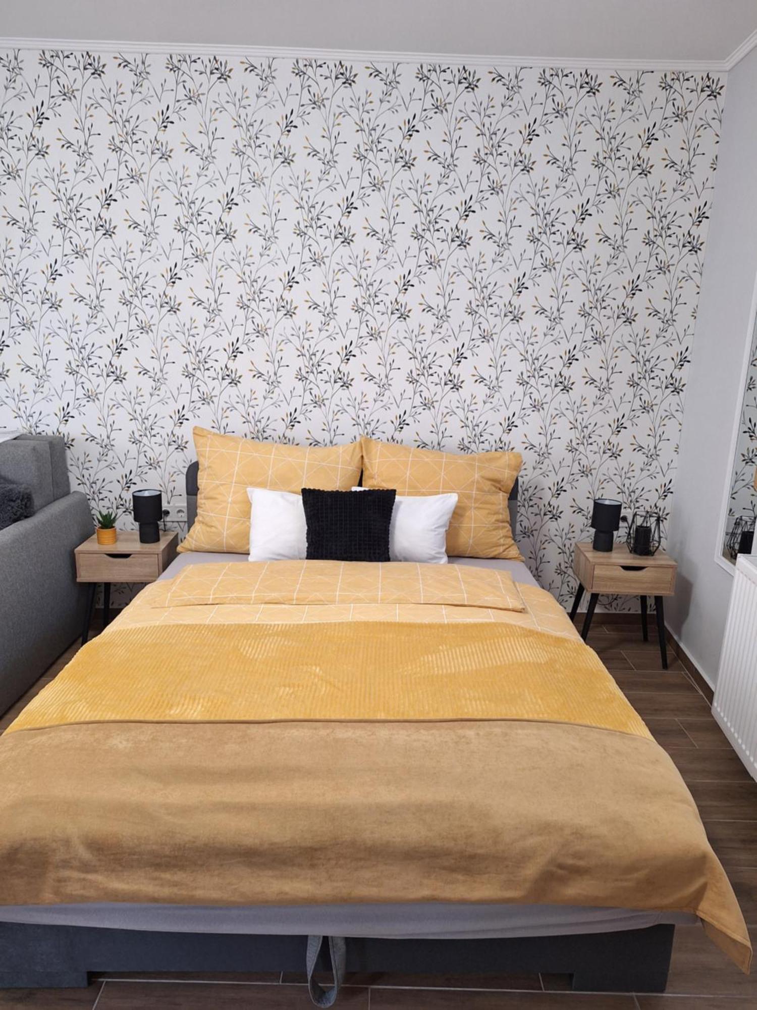 Varfal Apartman Егер Стая снимка