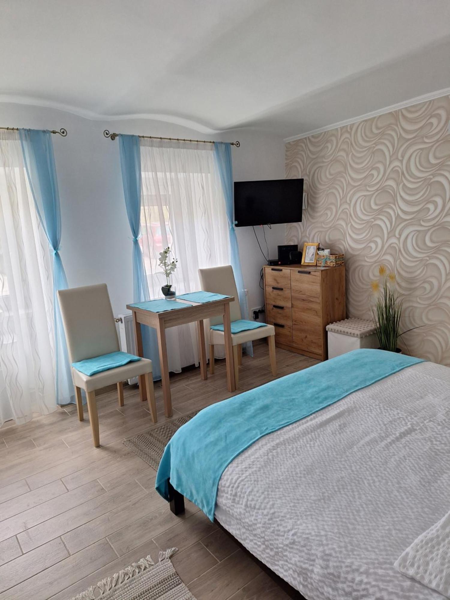 Varfal Apartman Егер Екстериор снимка